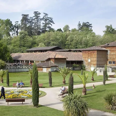 T2 Avec Veranda, Animaux Et Parking Inclus - Fr-1-841-34 Apartament *